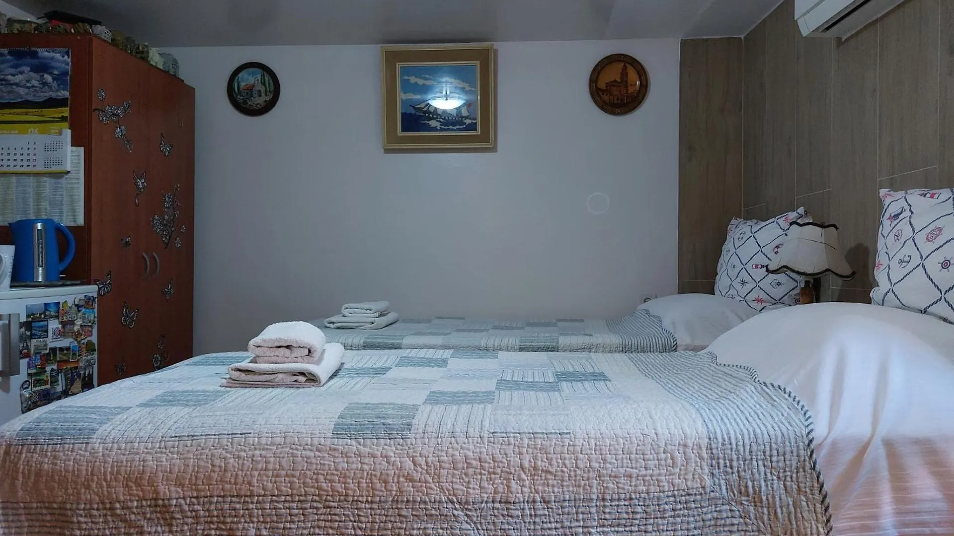 ゲストハウス Rm Antonio On Dumanica St - En-Suite Rm 5 Min To The Old Town Of スプリト