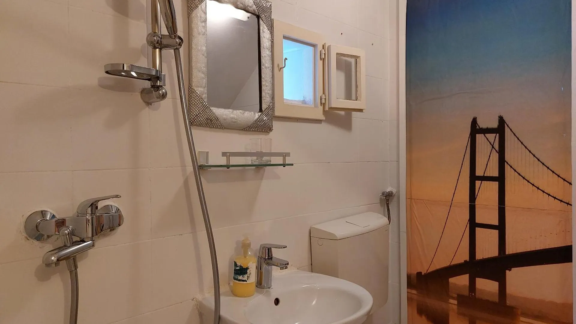 ゲストハウス Rm Antonio On Dumanica St - En-Suite Rm 5 Min To The Old Town Of スプリト